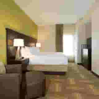 Staybridge Suites Orlando at SeaWorld, an Ihg hotel, 2 of 5