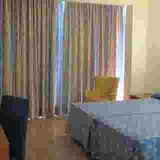 Metropol, 4 of 5