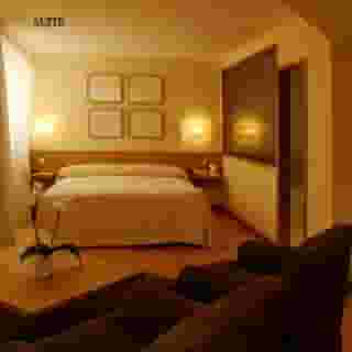 Gran Hotel Victoria, 4 of 5