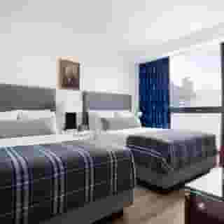 Graduate New York, 4 of 5