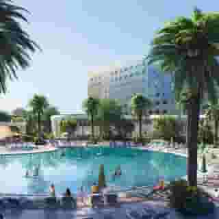 Universal Terra Luna Resort, 1 of 5