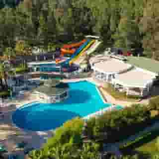 Green Bay Resort & Spa, 2 of 5