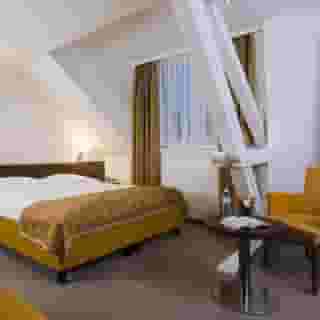 Fred Hotel Zurich Hauptbahnhof, 2 of 5