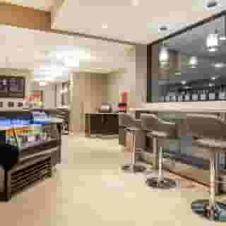 Holiday Inn Toronto International Airport, 2 of 5