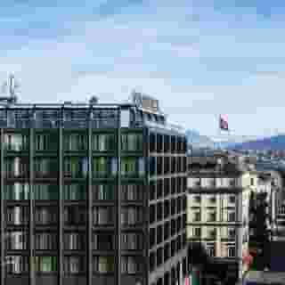 Warwick Geneva, 2 of 5