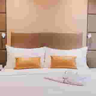 Stanford Hillview, 5 of 5