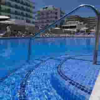 Riviera Hotel, 4 of 5