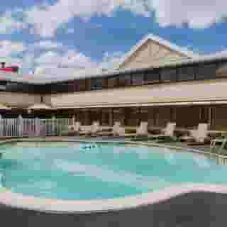 Ramada by Wyndham Boston, 2 of 5