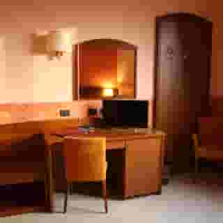 Hotel Majestic - Linate Airport, 1 of 5