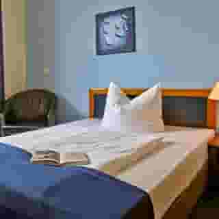 H24 Hoteltow, 1 of 5