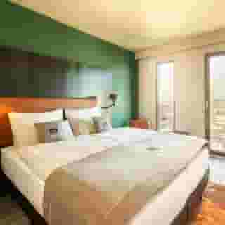 Holiday Inn - the niu, Fender Amsterdam, 4 of 5