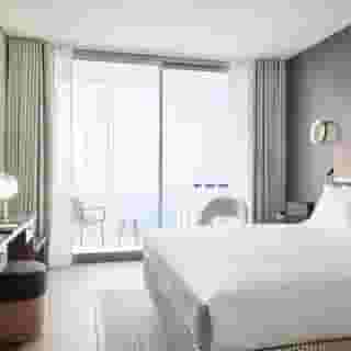 ON Residence, 2 of 5