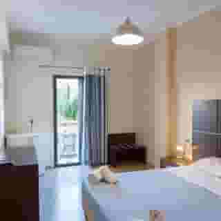 Kamari Blue Boutique Hotel, 3 of 5