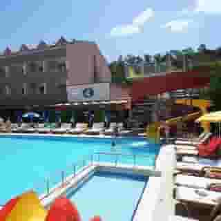 Grand Vikin Hotel, 2 of 5