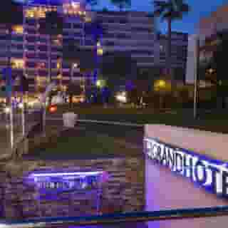 Le Grand Hotel, 3 of 5