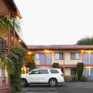La Luna Inn, Ascend Hotel Collection, 1 of 5