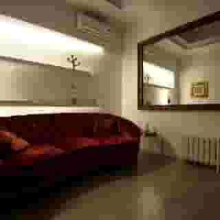 Luxury on the River, 4 of 5