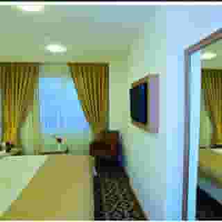 The City Hotel, 4 of 5