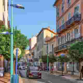 Les Citronniers, 2 of 5