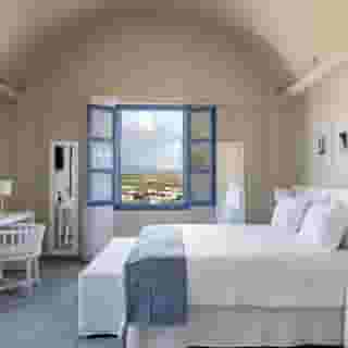 Acroterra Rosa Luxury Suites, 5 of 5