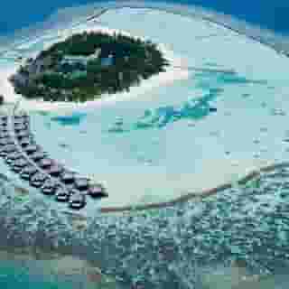 Vakarufalhi Island Resort, 1 of 5