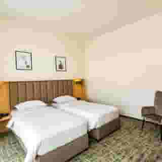 B1 City Hotel, 2 of 5
