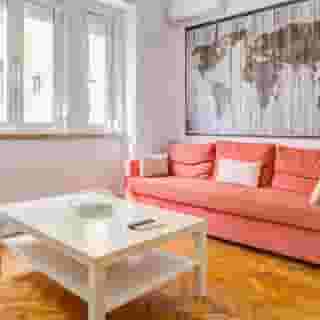 Home Out Rooms & Apartments, 5 of 5