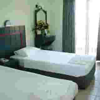 Melodi Hotel, 3 of 5