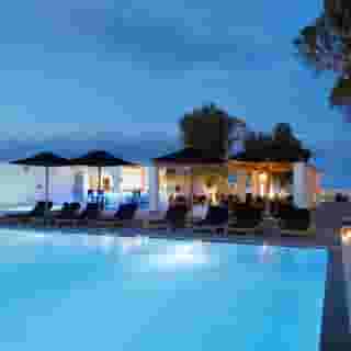 Kalisti Hotel & Suites, 2 of 5