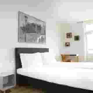 I Hotel, 6 of 6