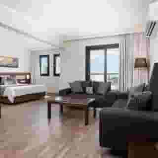 Livadhiotis City Hotel, 3 of 5