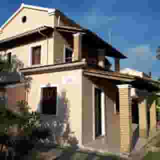 Nondes Studios, 1 of 5