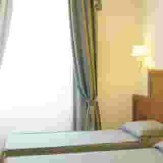 Hotel Embassy, 2 of 5