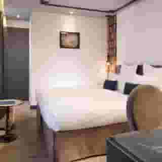 Mademoiselle, 4 of 5