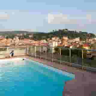 Aston La Scala, 1 of 5