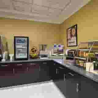 Holiday Inn Express & Suites Boston - Cambridge, 4 of 5