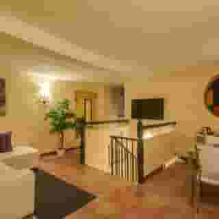 Rome Kings Suite, 2 of 5