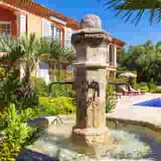 Le Domaine De l'Astragale, 2 of 5