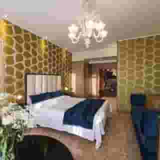 Leon Bianco On The Grand Canal, 1 of 5