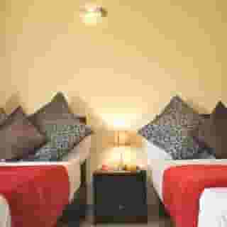 Wavecrest Hotel, 4 of 5
