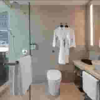 The Robertson House by The Crest Collection, 5 of 5