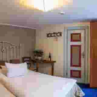Cru Hotel And Restaurant, 4 of 5