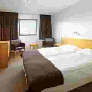Cabin Hotel, 2 of 5