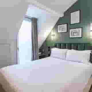 Elysee Secret, 3 of 5