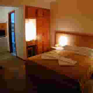 Vassilias Beach Studios & Apartments, 2 of 5