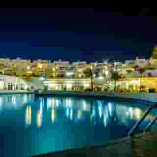 BelleVue Aquarius, 2 of 5