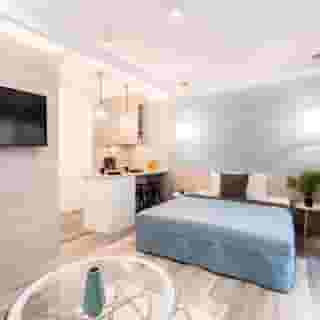 Vagabond Broadway, 2 of 5