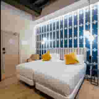 Cetina Sevilla, 3 of 5