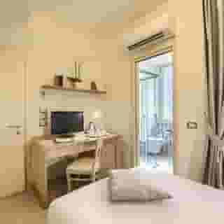 Domus Australia, 2 of 5