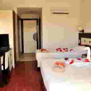 Lavitas Hotel, 4 of 5